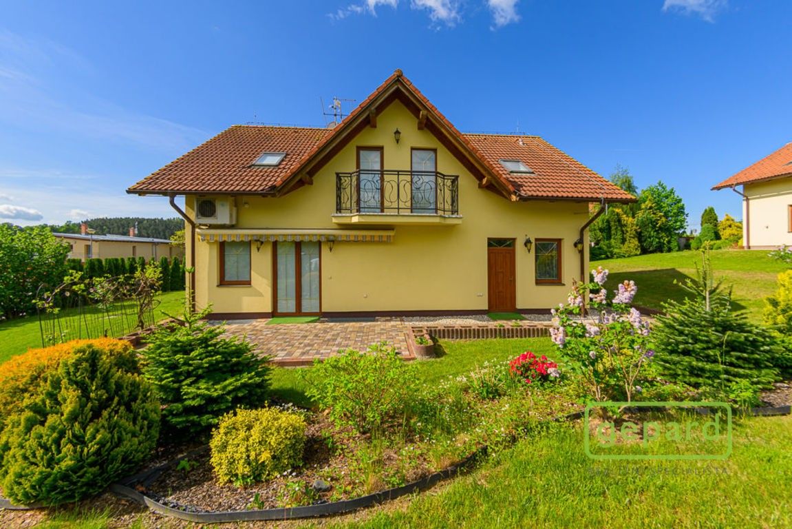Prodej dům - Strahovská, Římov, 260 m²