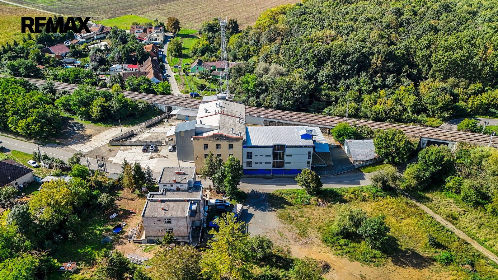 Výrobní prostory, Pouzdřany, okres Břeclav, Jihomoravský kraj, 4 050 m² - 1