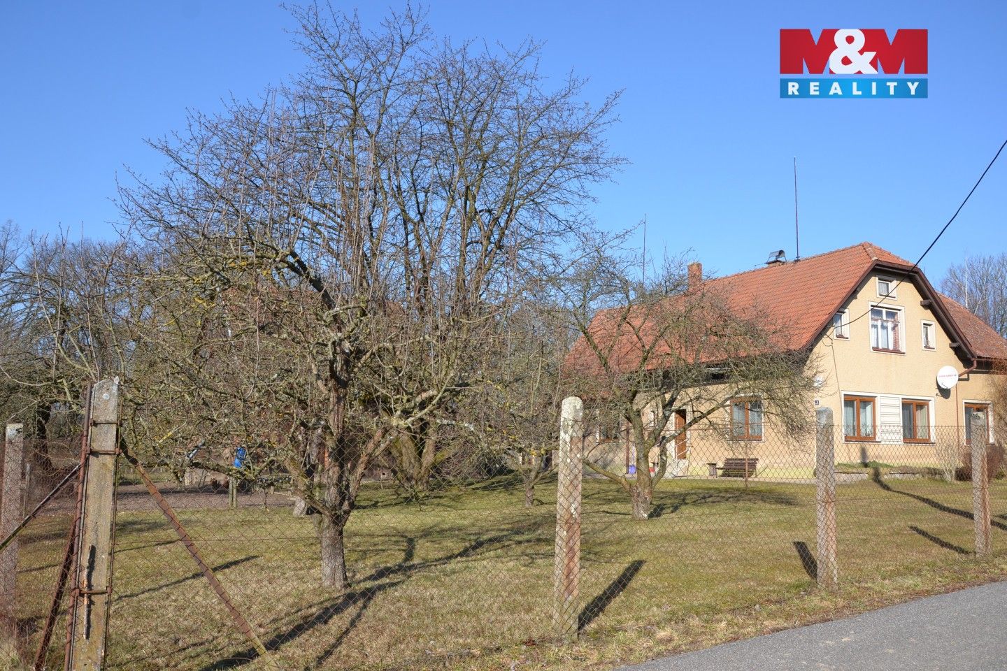 Prodej rodinný dům - Vestec, 349 m² - 5