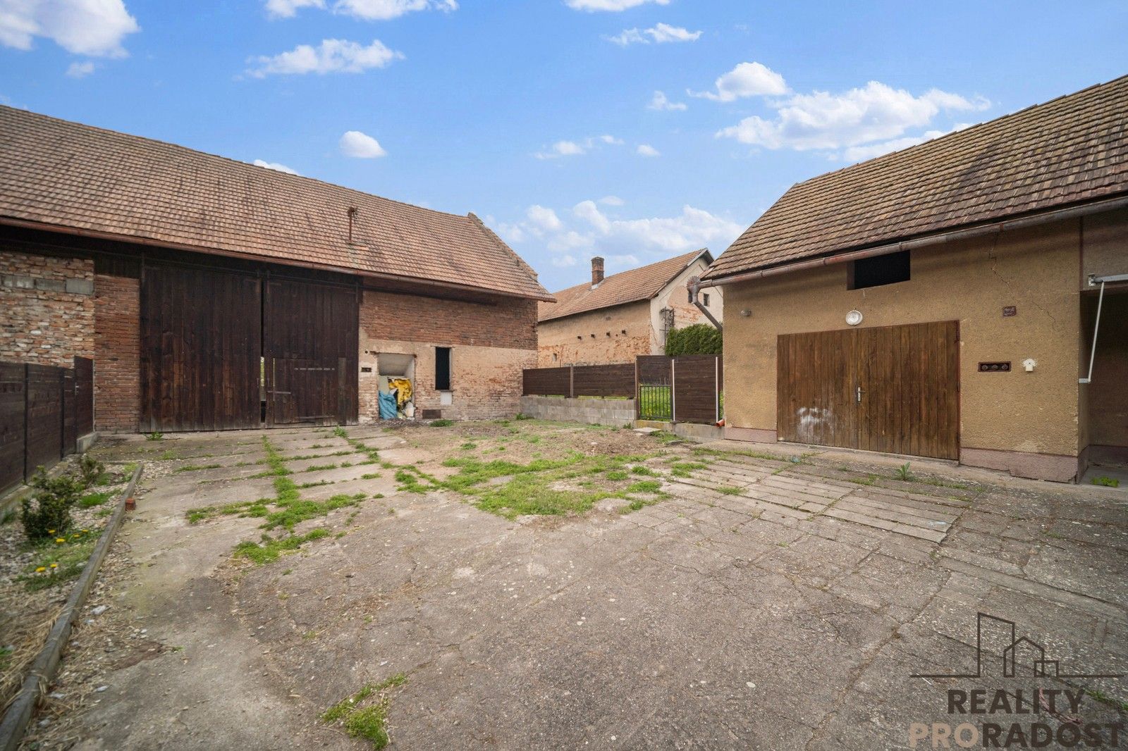 Rodinné domy, Bukovina nad Labem, 190 m² - 2