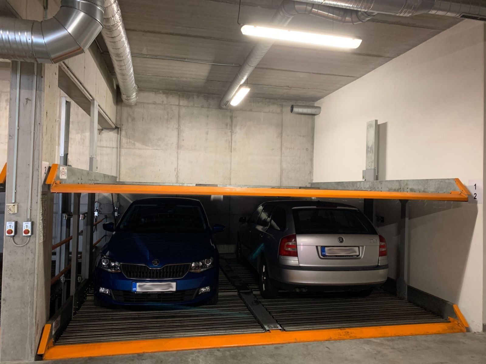 Garáž, 12 m²