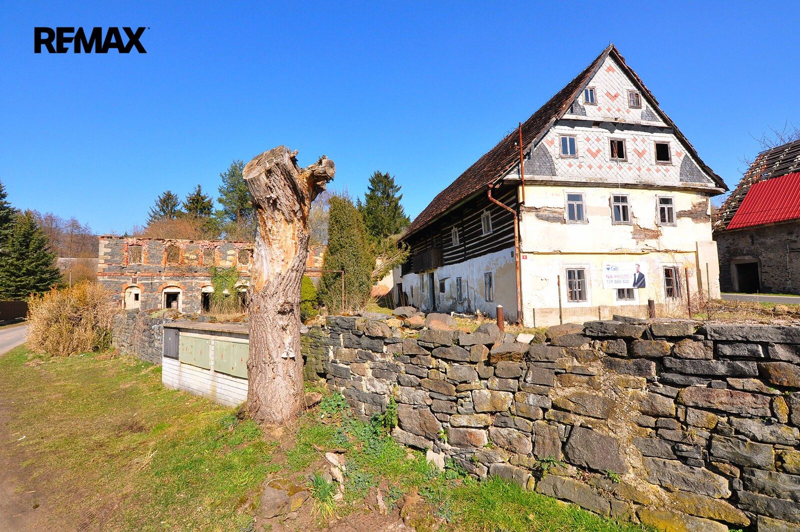 Rodinné domy, Úštěk Konojedy, 300 m² - 1