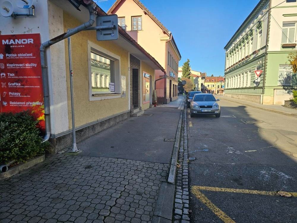 Obchodní prostory, Rožnov pod Radhoštěm, 756 61