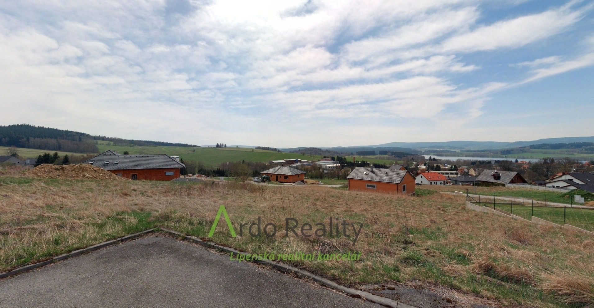 Prodej pozemek pro bydlení - Nad Hřištěm, Horní Planá