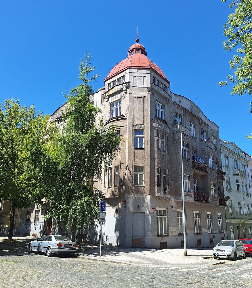 Činžovní dům, 1 841 m²