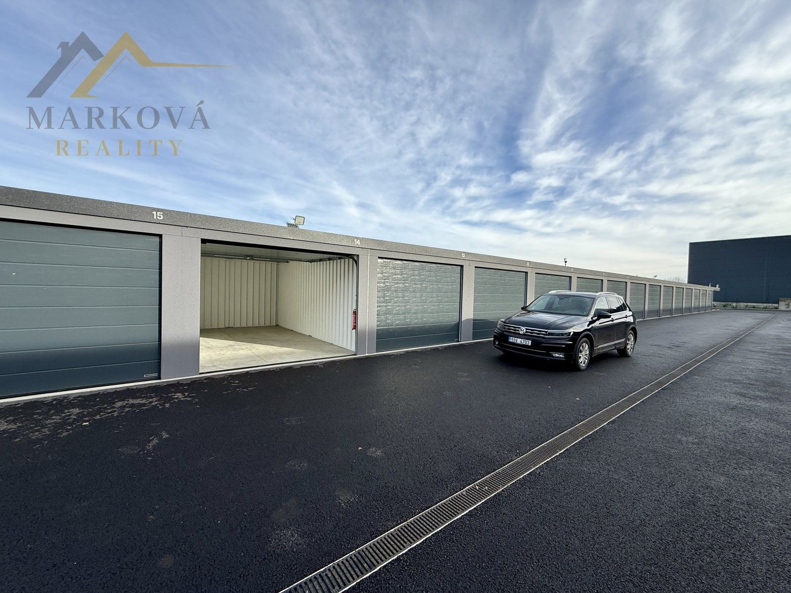 Prodej garáž - Průmyslová, Týn nad Vltavou, 22 m²