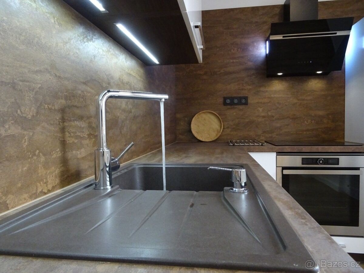 Pronájem byt - Ostrava, 708 00