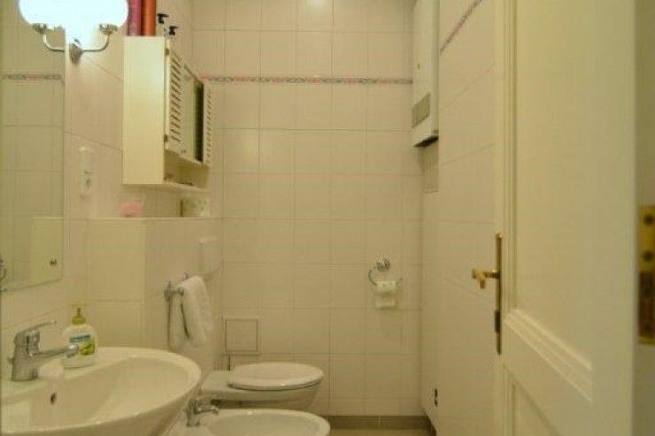 1+kk, Španělská 759/4, Praha, 60 m²