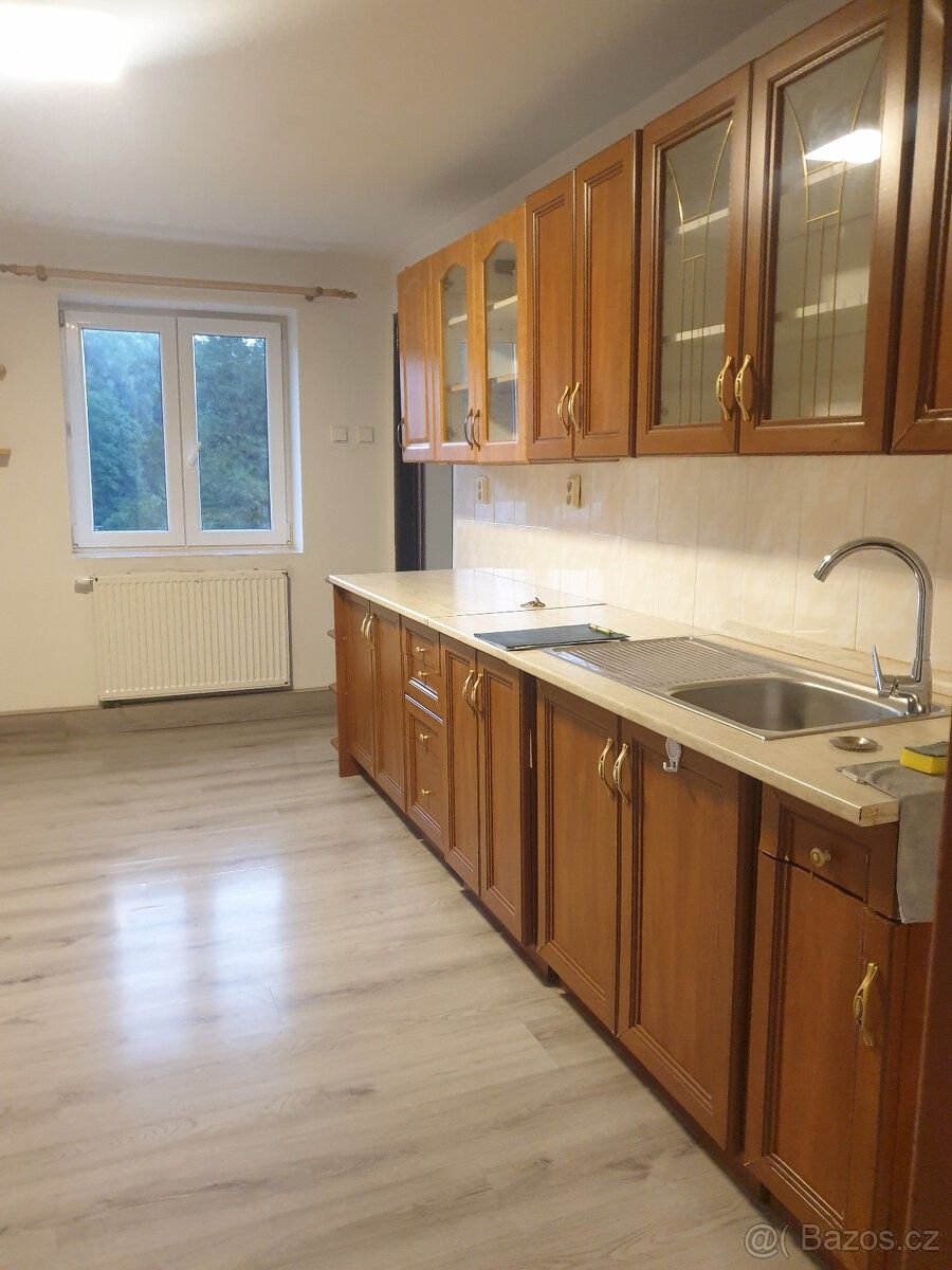 Pronájem byt - Meziměstí u Broumova, 549 81