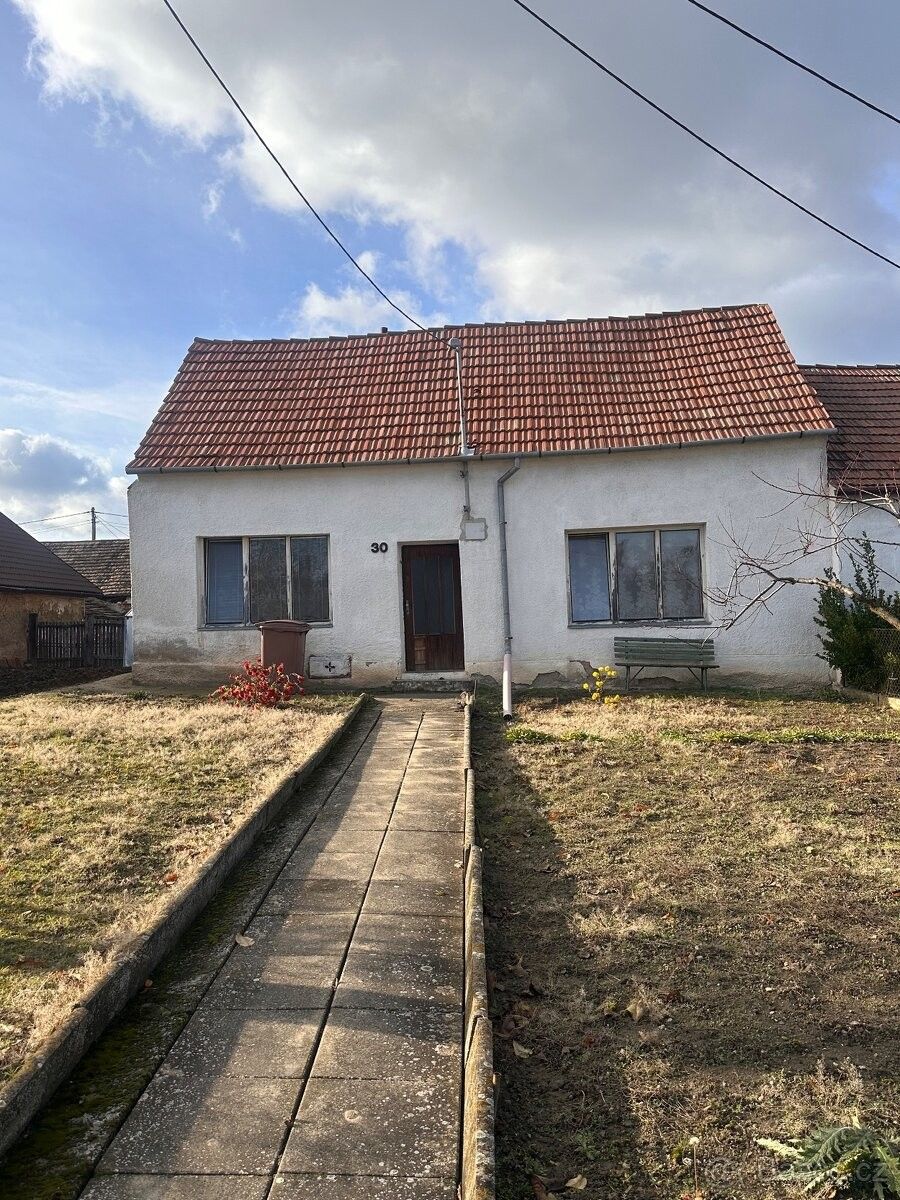 Rodinné domy, Miroslav, 671 72