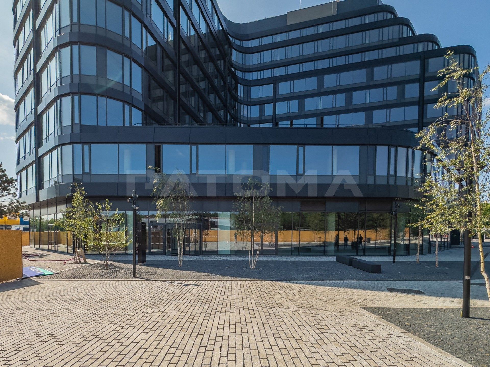 Pronájem obchodní prostory - Vinohradská, Praha, 350 m²