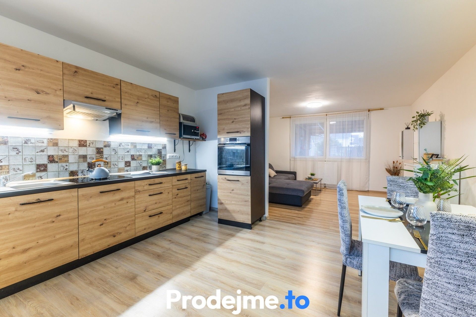 Prodej rodinný dům - Hevlín, 113 m²