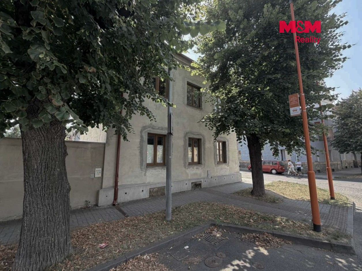 Prodej rodinný dům - Bezručova, Louny, 233 m² - 5
