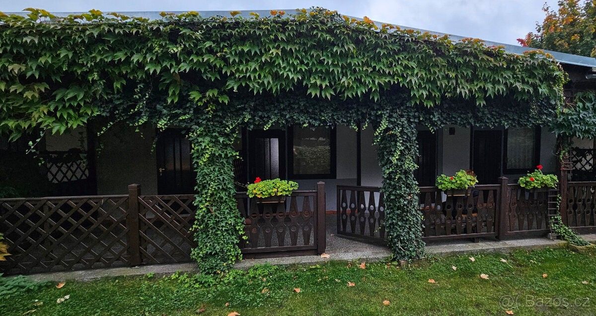 Chaty, Žďárky, 549 37