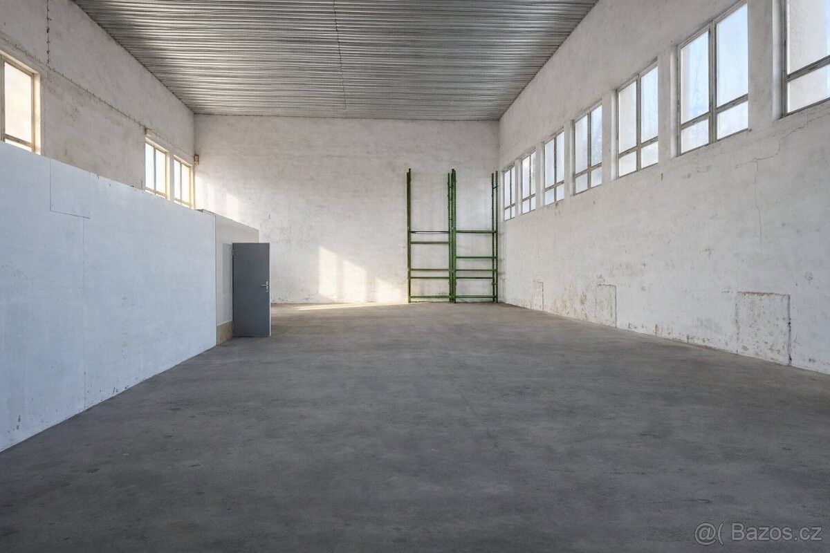 Sklady, Brno, 620 00