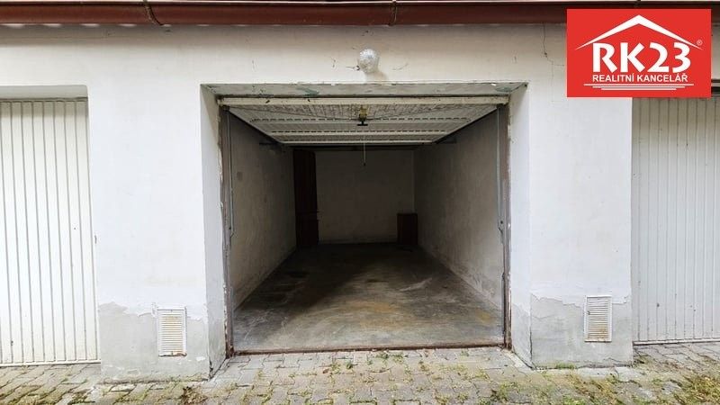 Pronájem garáž - Třebízského, Mariánské Lázně, 18 m²