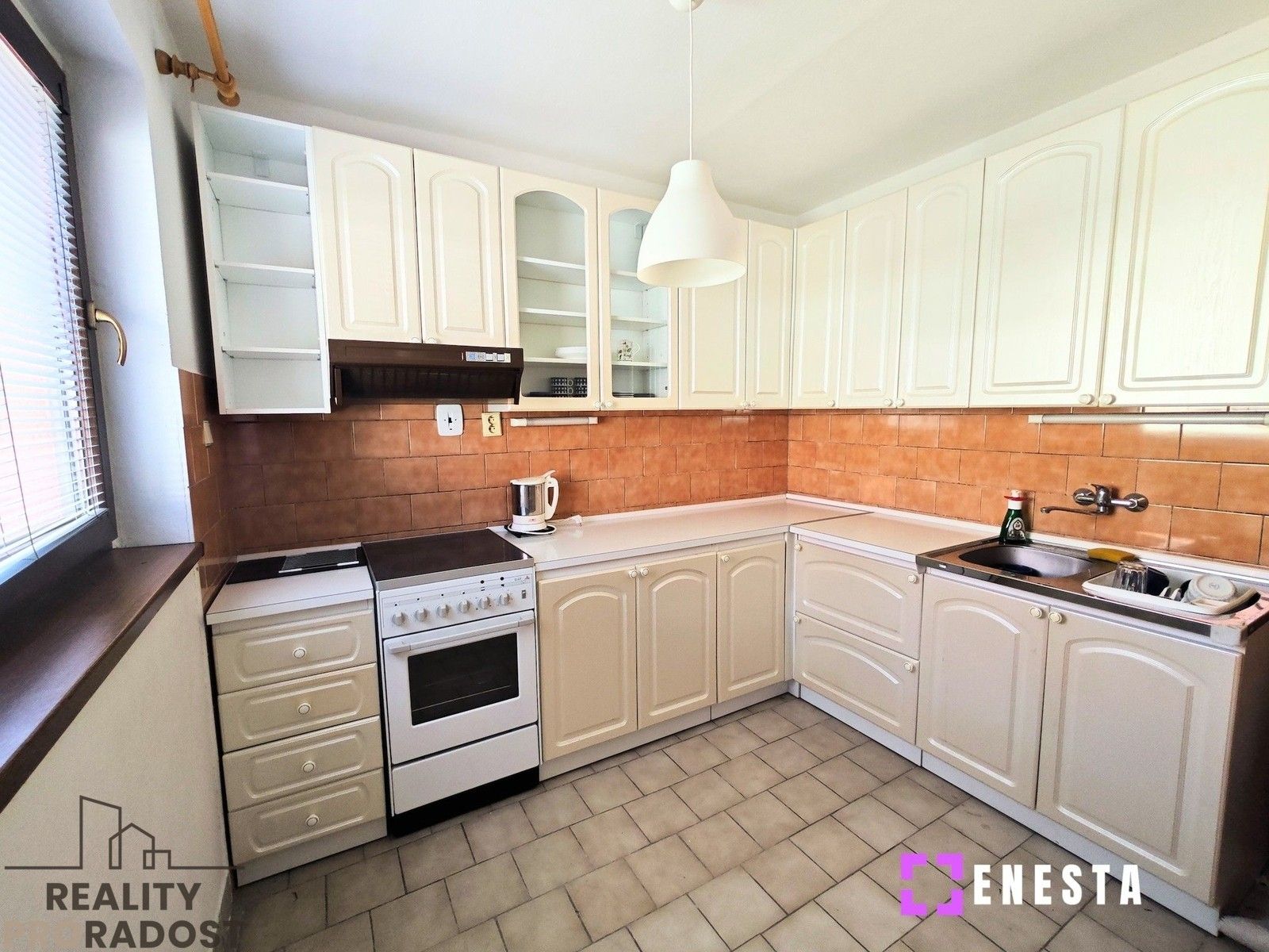 Pronájem rodinný dům - Haklova, Hostivice, 200 m² - 5