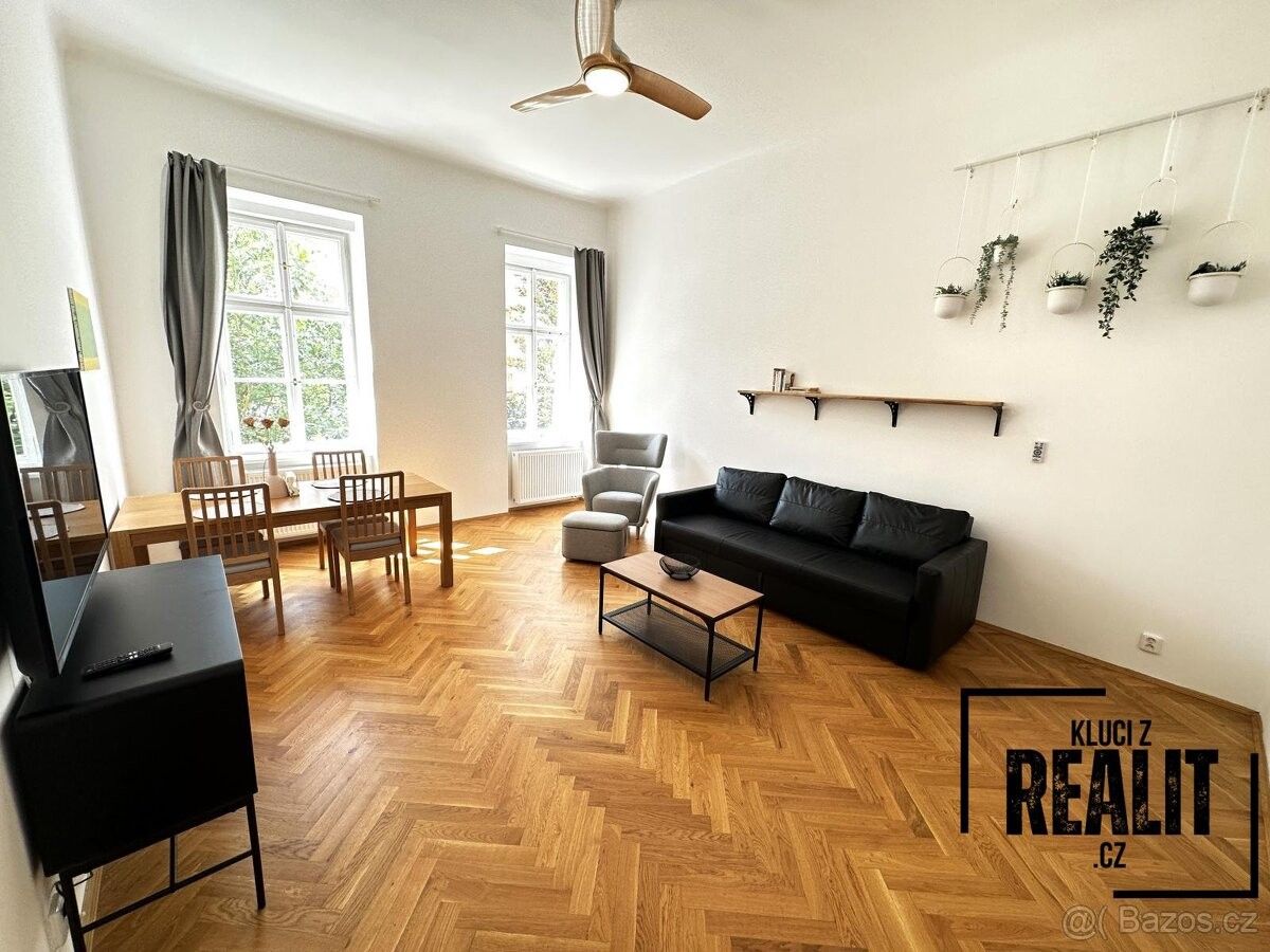 Pronájem byt - Praha, 118 00