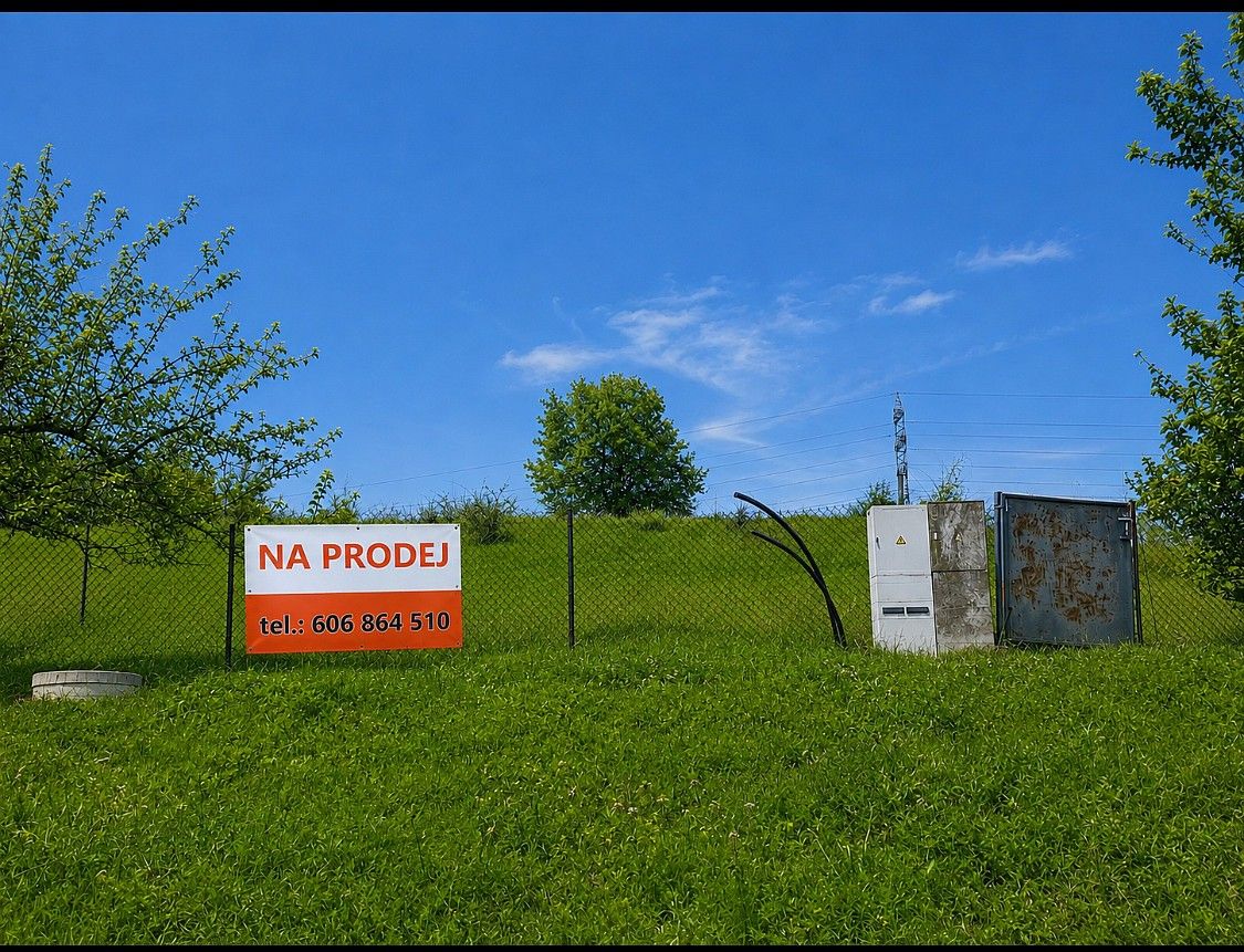 Pozemky pro bydlení, Sendražice, okres Hradec Králové, Královéhradecký kraj - 1