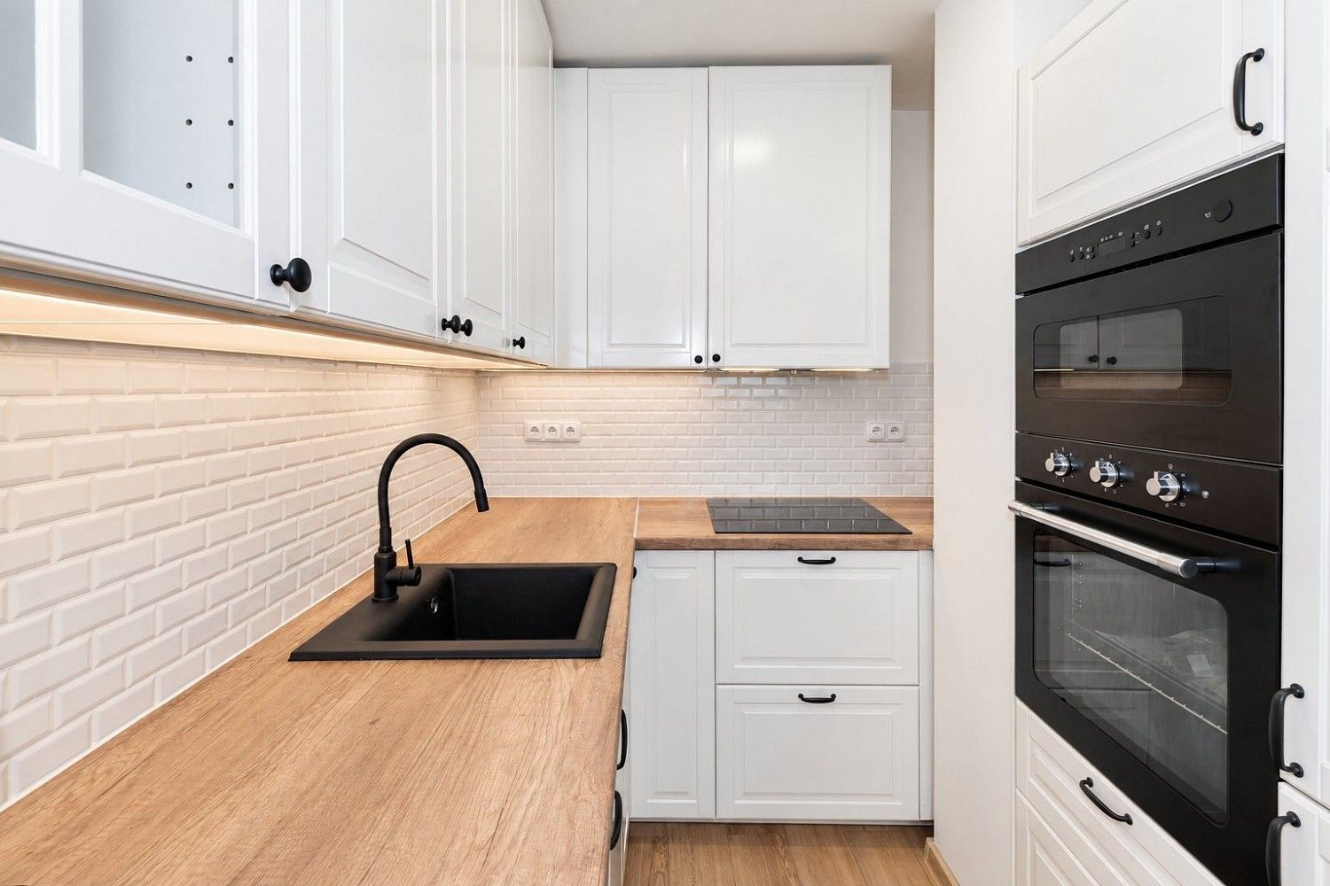 Byt 1+1 · 38 m² · Praha - Bohnice, okres Praha 8, Hlavní město Praha - 4