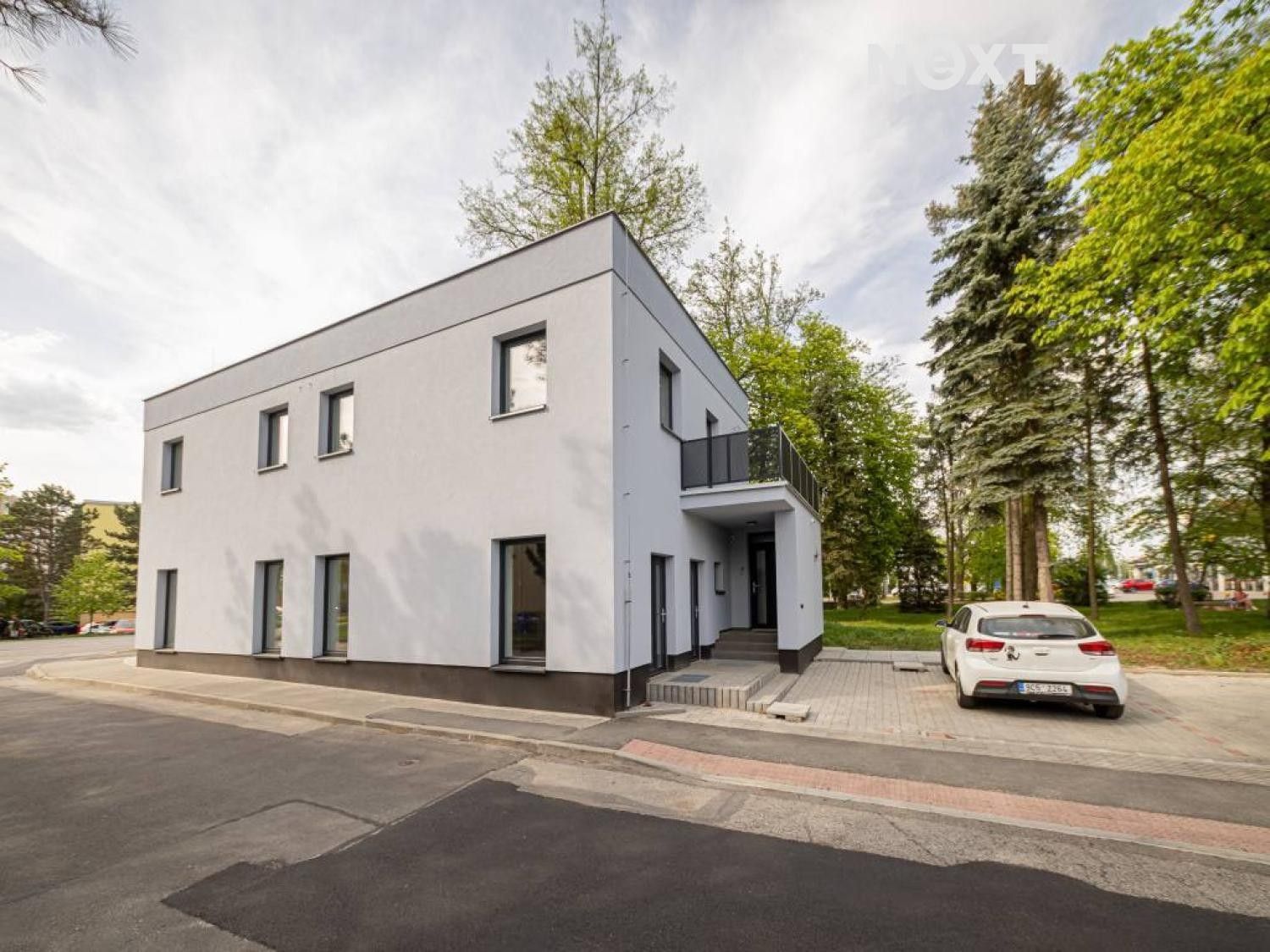 Kanceláře, U Knihovny 1382, Jindřichův Hradec II, 86 m² - 2