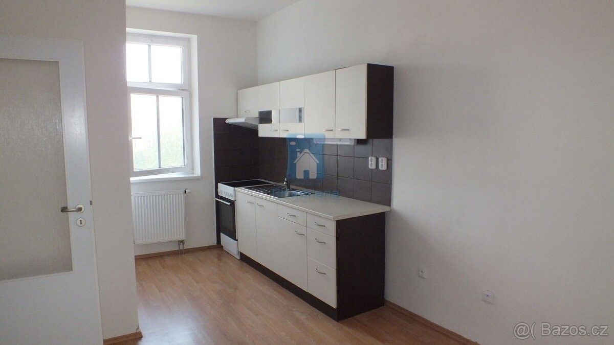 Pronájem byt - Plzeň, 326 00