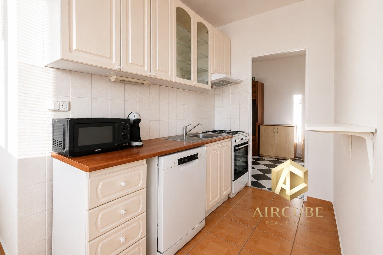 Byt 2+1 · 65 m² · Zvolská, Praha Kamýk - 3