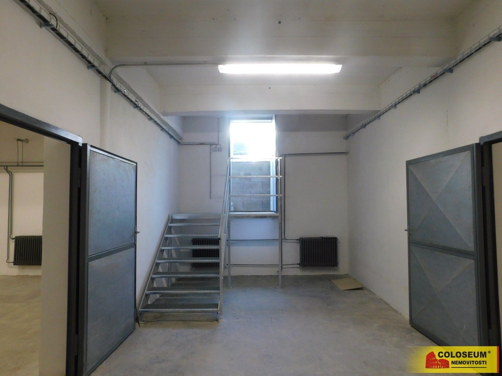 Pronájem sklad - Dobšická, Znojmo, 166 m²