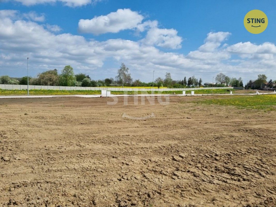 Pozemky pro bydlení, Chlumec nad Cidlinou Kladruby, 1 056 m² - 1