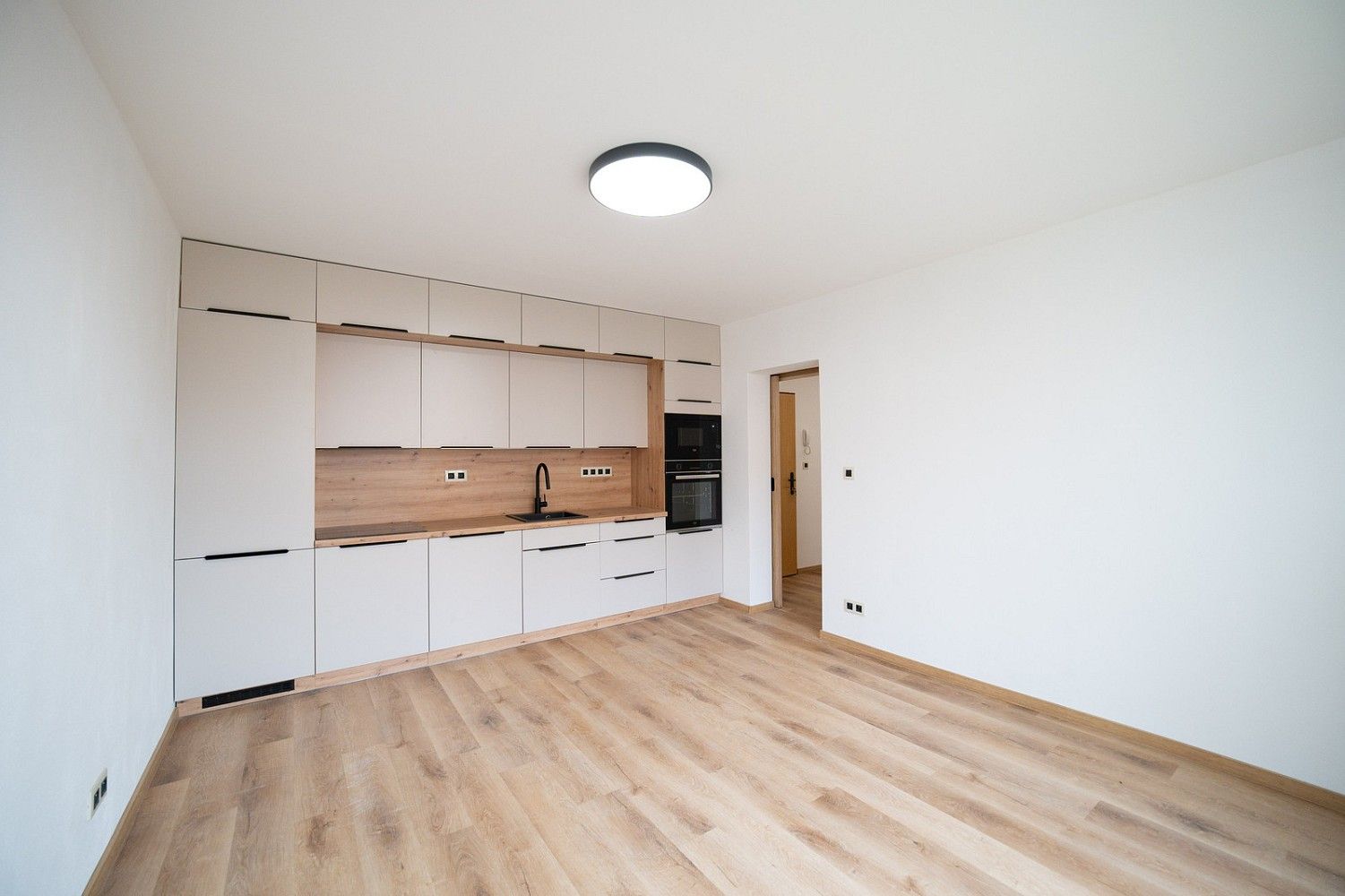 3+kk, Plzeň - Lobzy, okres Plzeň-město, Plzeňský kraj, 60 m² - 1