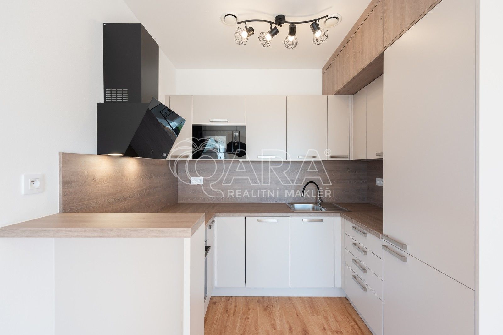 Pronájem byt 2+kk - Václava Havla, Roztoky, 50 m²