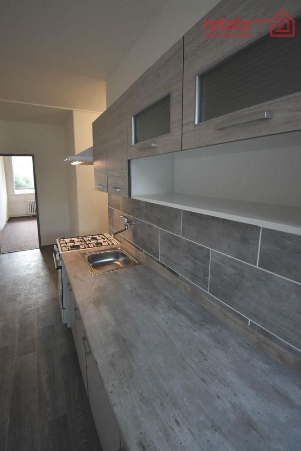 2+1, Březenecká, Chomutov, 58 m²