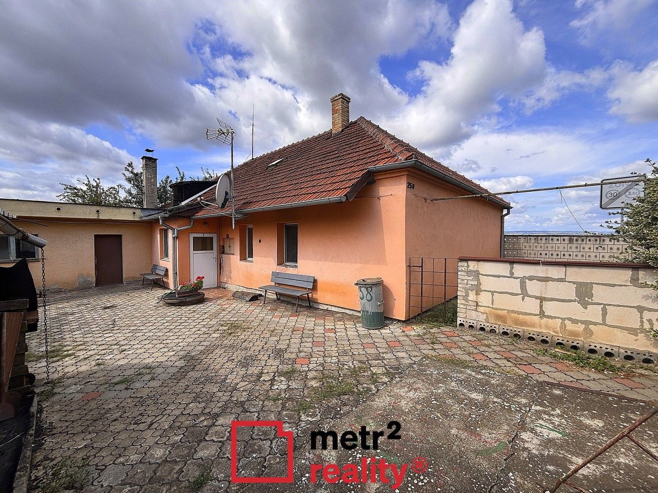 Rodinné domy, Hněvotín, okres Olomouc, 124 m² - 2