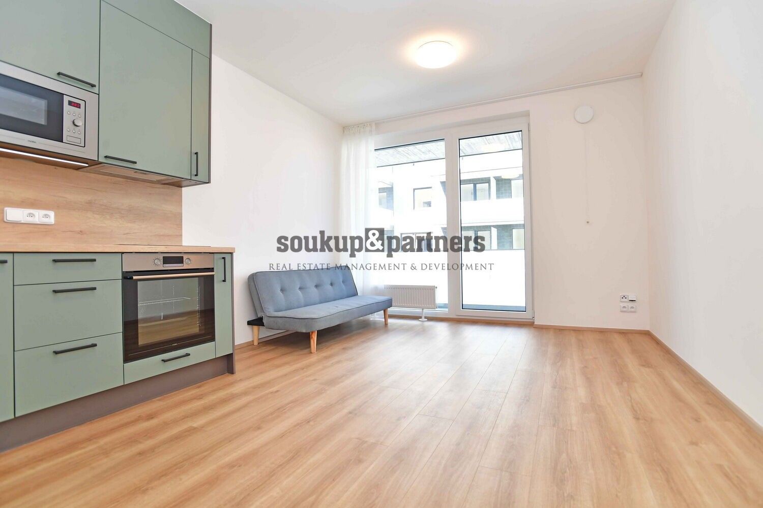 Prodej byt 1+kk - Návarovská, Praha, 34 m²