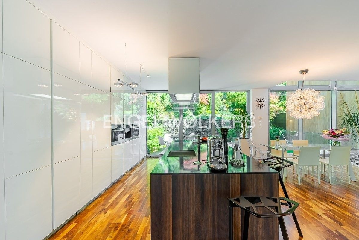 Prodej rodinný dům - Pod Císařkou, Praha, 300 m²