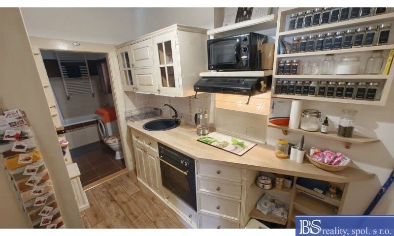 2+kk, Biskupcova, Praha, 47 m²