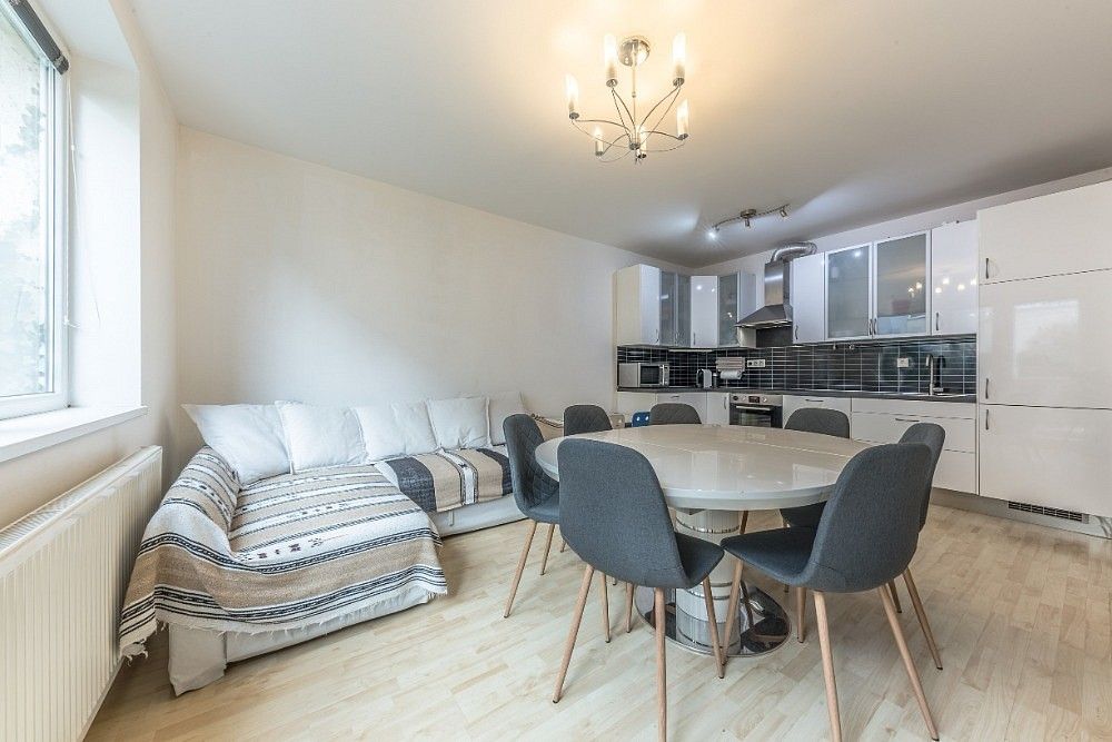 Byt 3+kk · 70 m² · Praha - Hostavice, okres Praha 14, Hlavní město Praha - 3