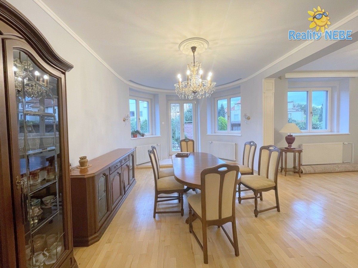 4+1, Na výspě, Praha, 103 m²