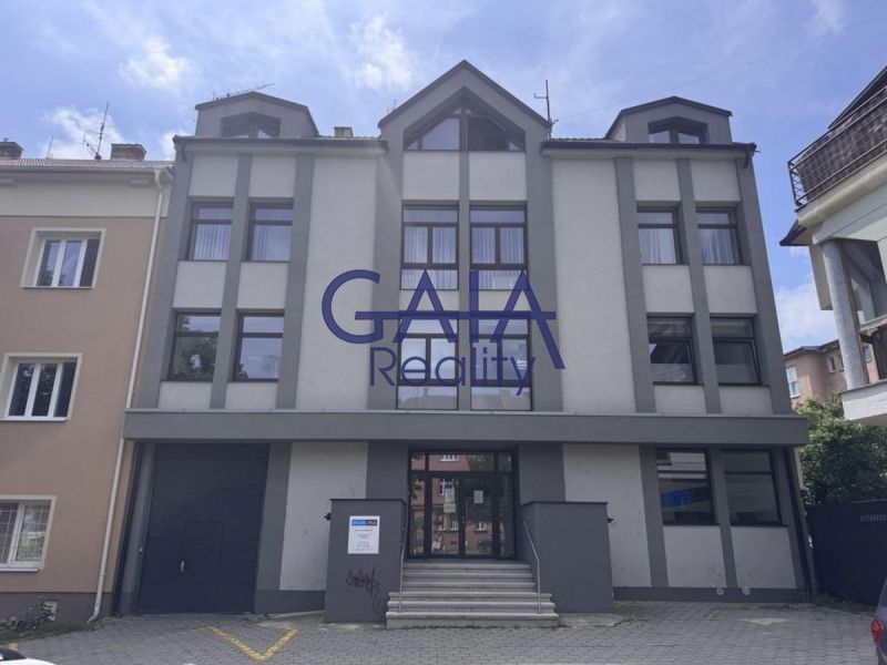 Kanceláře, nám. 17. listopadu, Hodonín, 20 m²