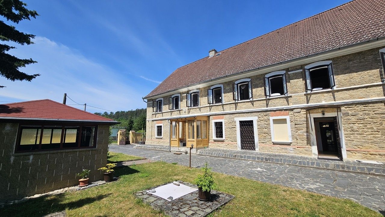 Prodej rodinný dům - Úštěk Vědlice, 460 m² - 5