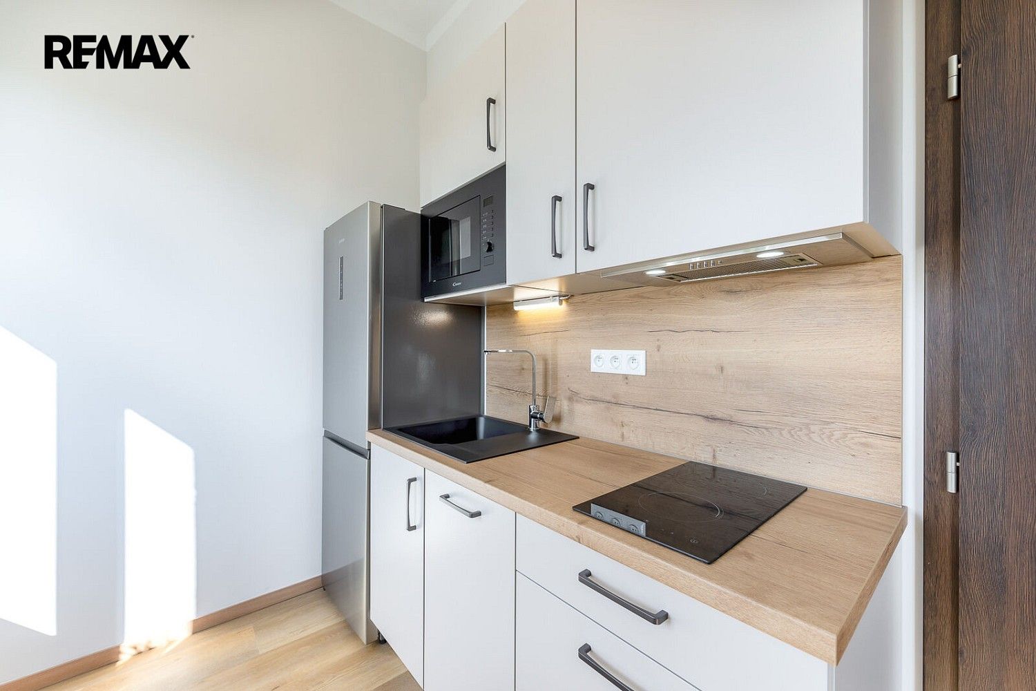 Byt 1+kk · 27 m² · Praha - Libeň, okres Praha 8, Hlavní město Praha - 4