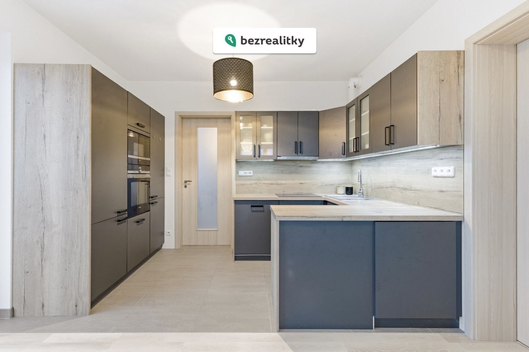 Prodej byt 3+kk - Klausova, Praha, 70 m²