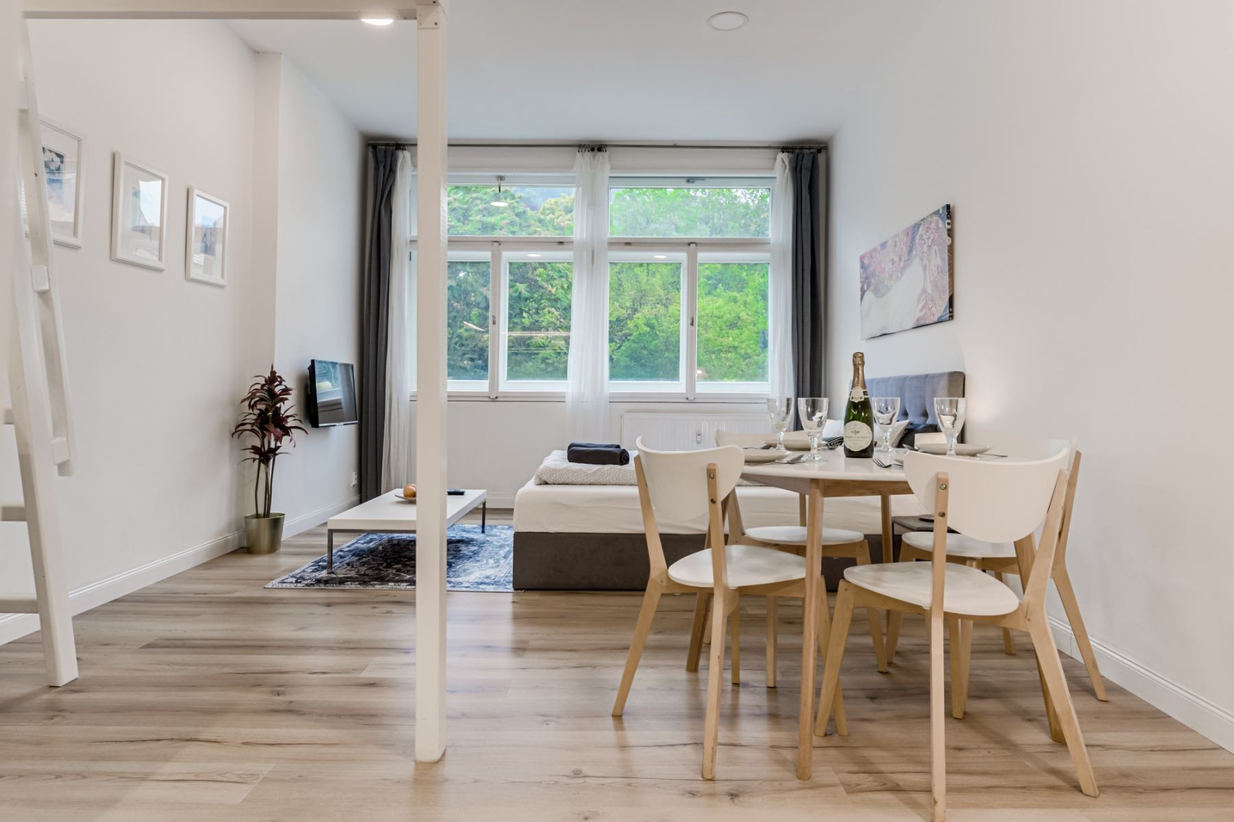 Byty, Újezd, Praha - Malá Strana, 33 m² - 2
