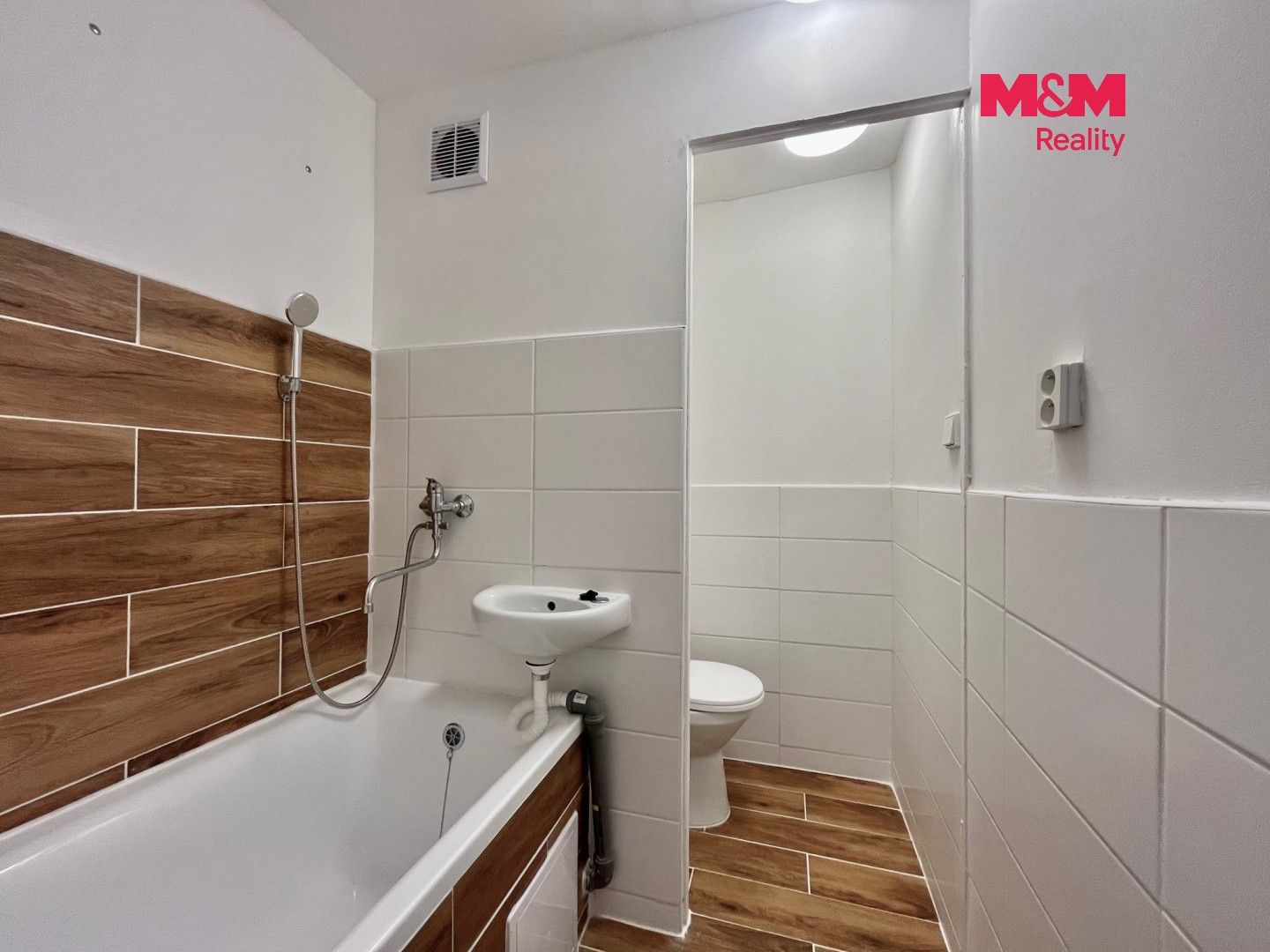 1+1, Sídliště Za Chlumem, Bílina, 35 m² - 2