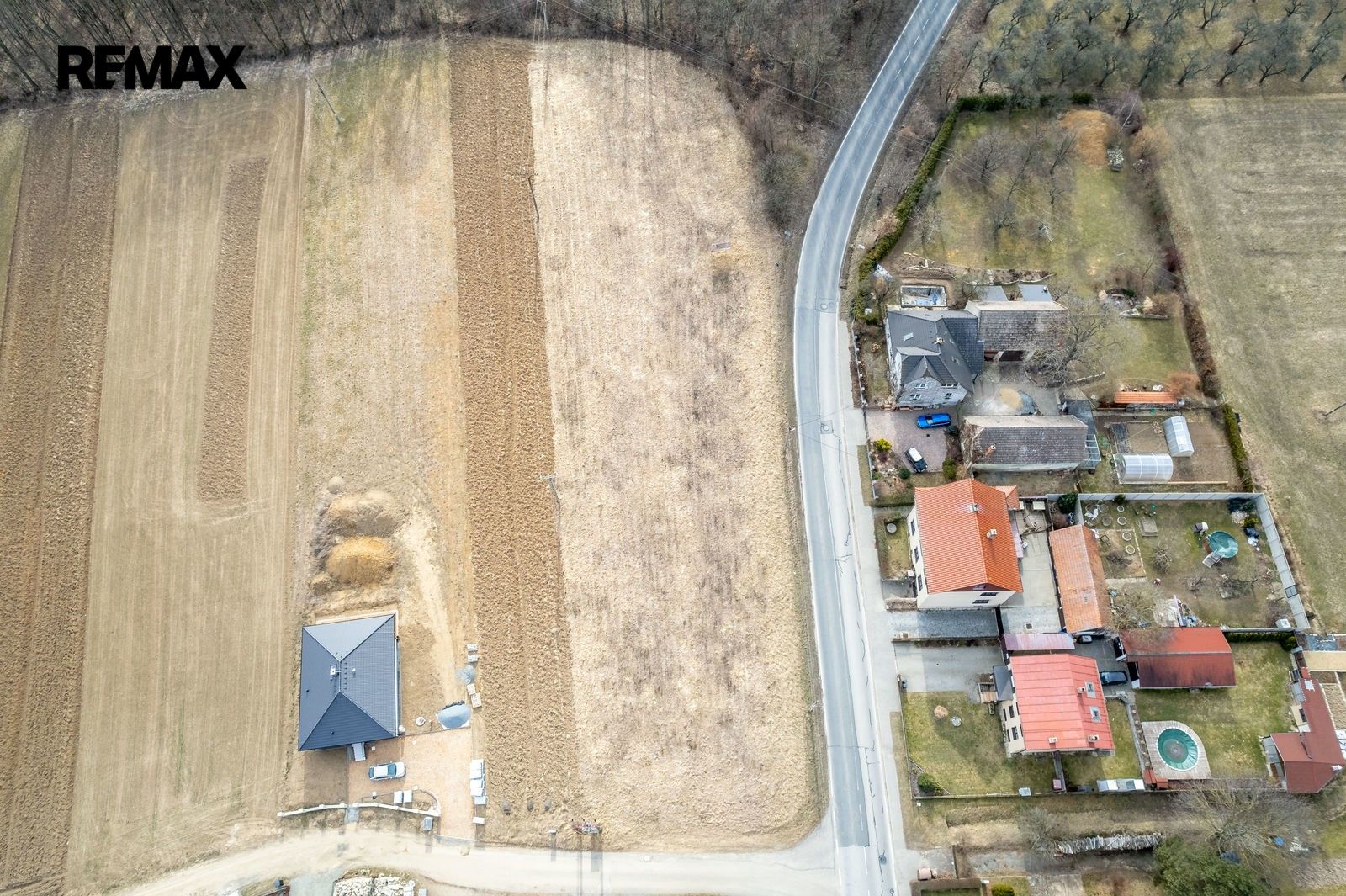 Pozemek pro bydlení · 3 987 m² · Jinošov - 3