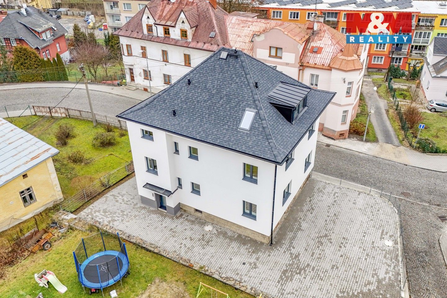 Prodej rodinný dům - Revoluční, Luby, 218 m² - 5