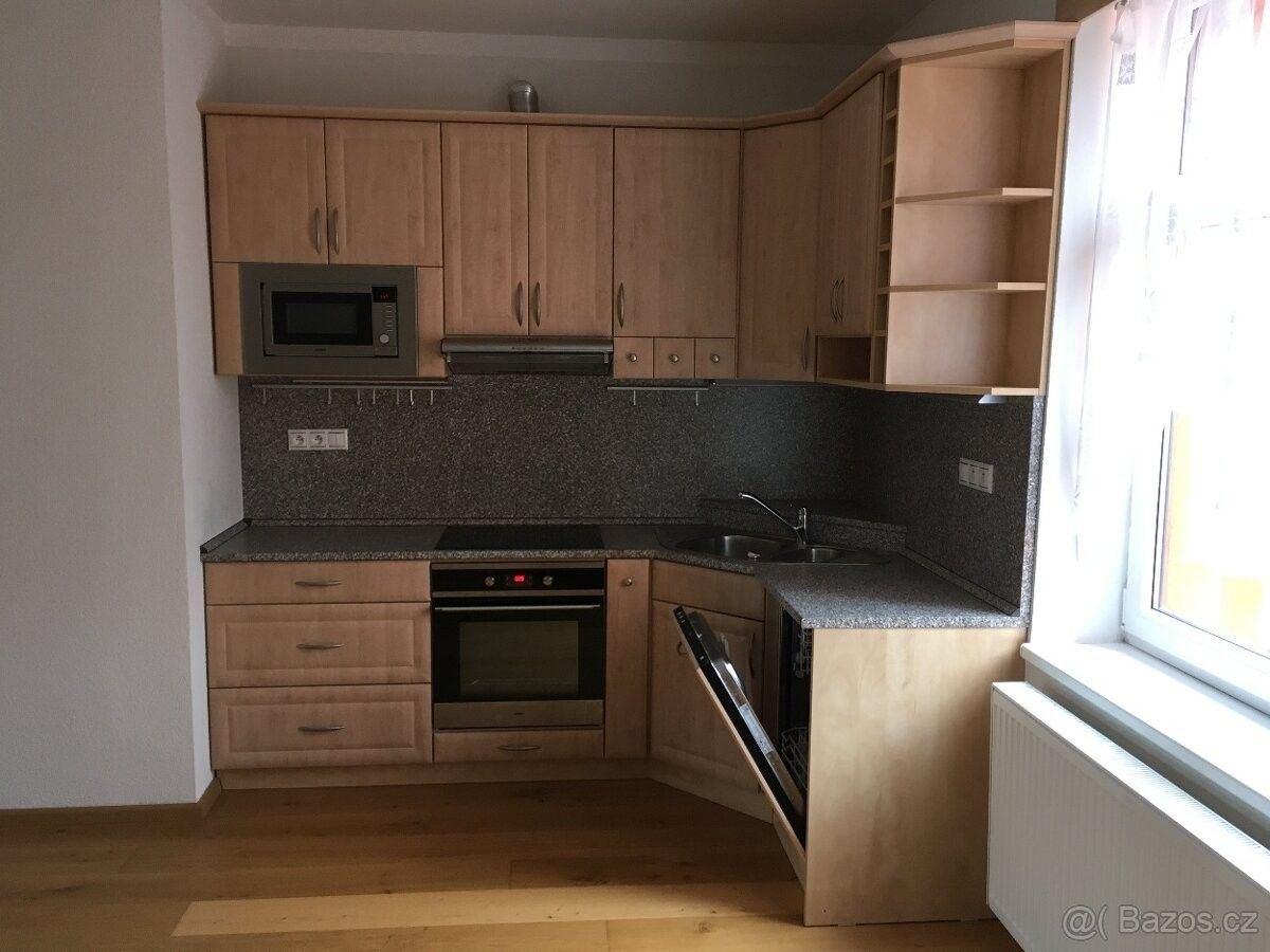 Byty, Hradec Králové, 500 02