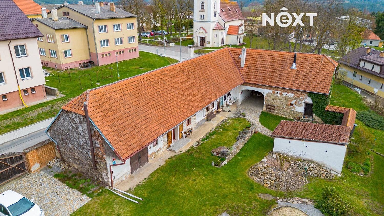 Rodinný dům · 560 m² · Chrášťany, okres České Budějovice - 3