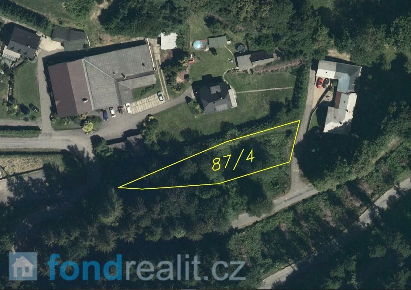 Prodej pozemek - Dolní Dobrouč, 903 m²