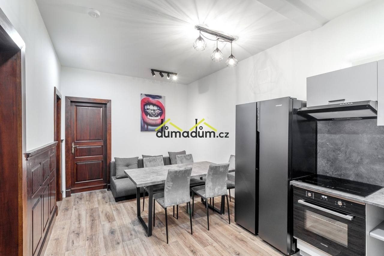 Byty, Soukenická, Praha, 100 m²